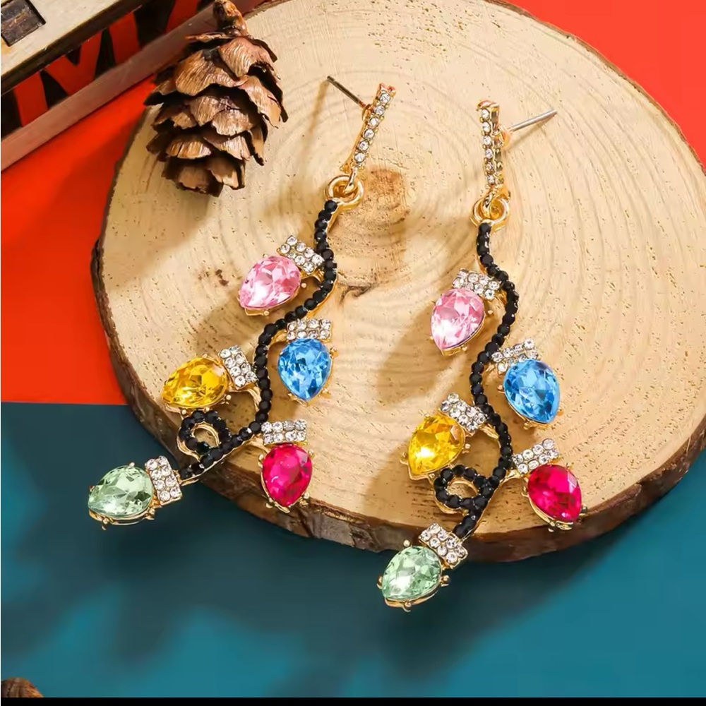 Christmas light rhinestone earrings NEW!